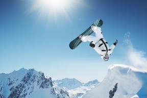 女篮国家队注重技术细节训练提升比赛执行力，女篮球员的训练