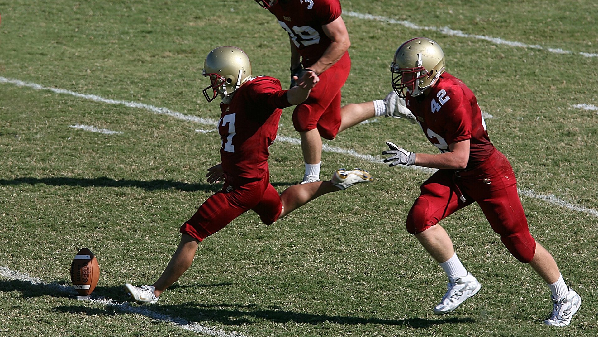 德甲逆境中崛起：场上逆转成就传奇瞬间，德甲不胜记录