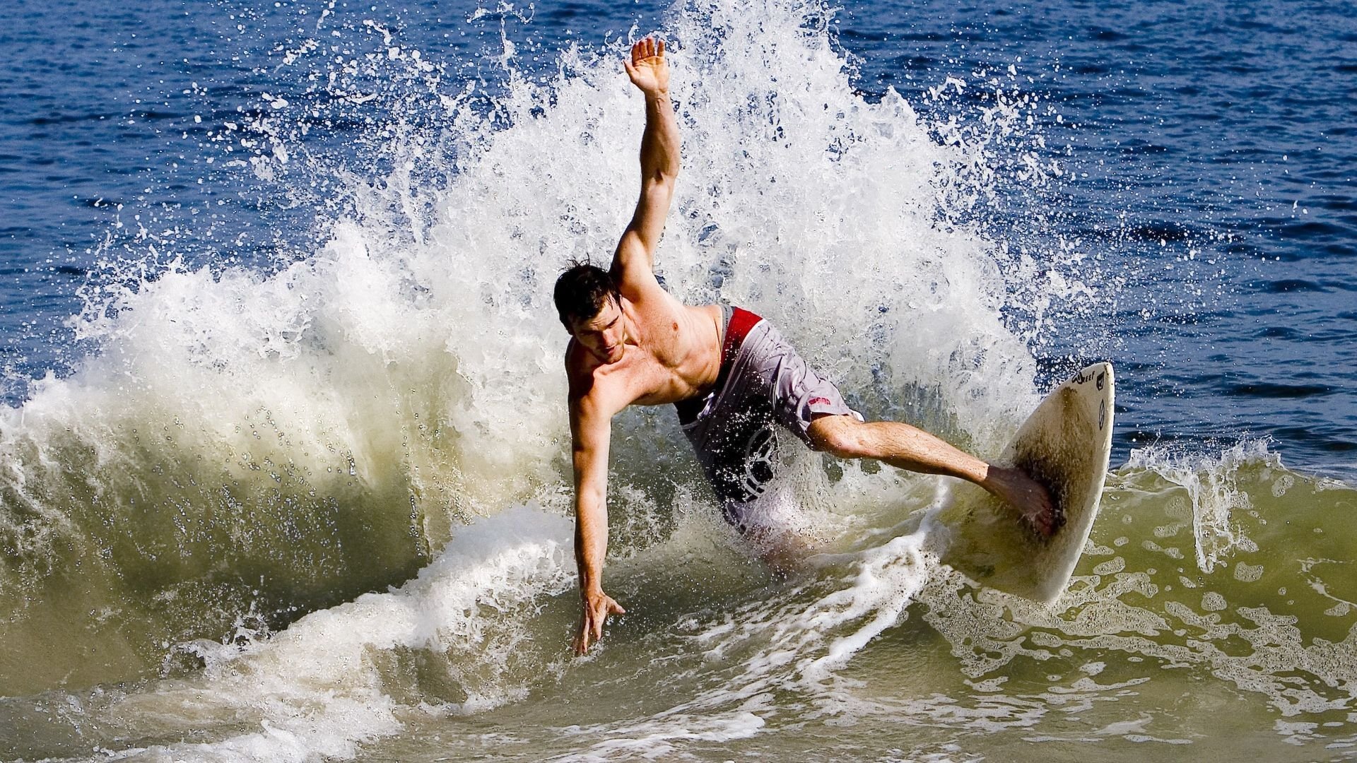 法甲星光璀璨：个人亮相撼动全场，法甲十大新星